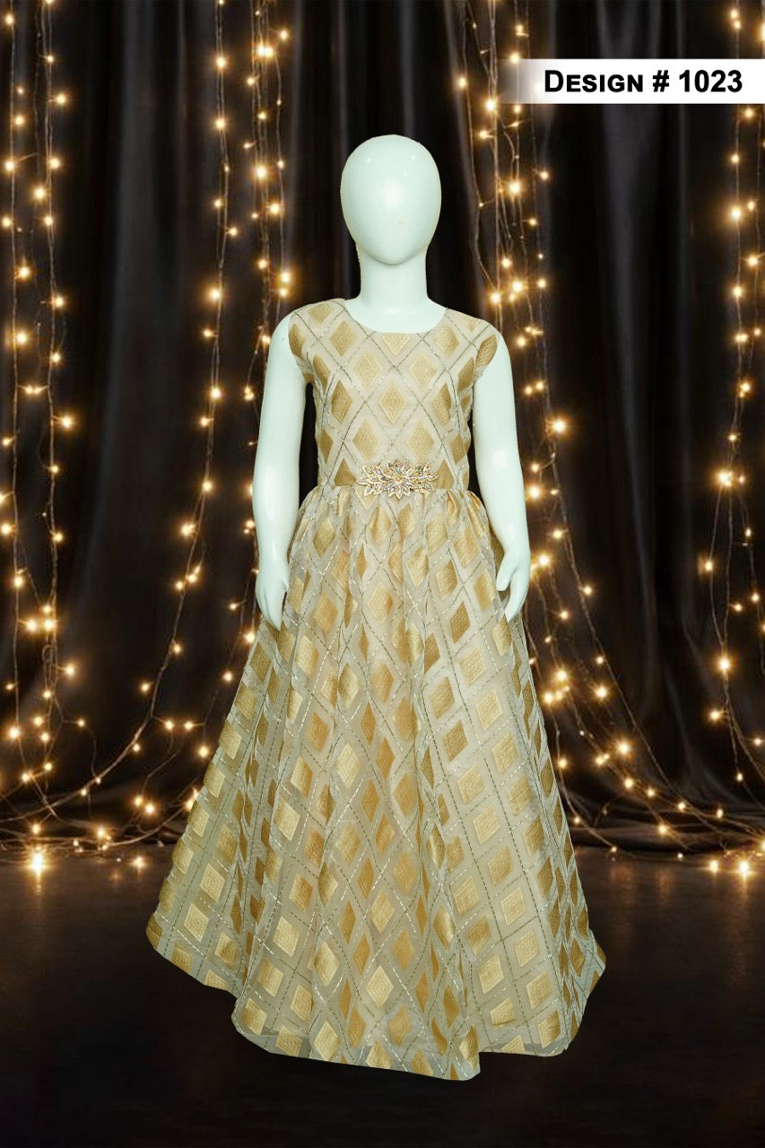 Girls Maxi With Sleeves Attached- 1023