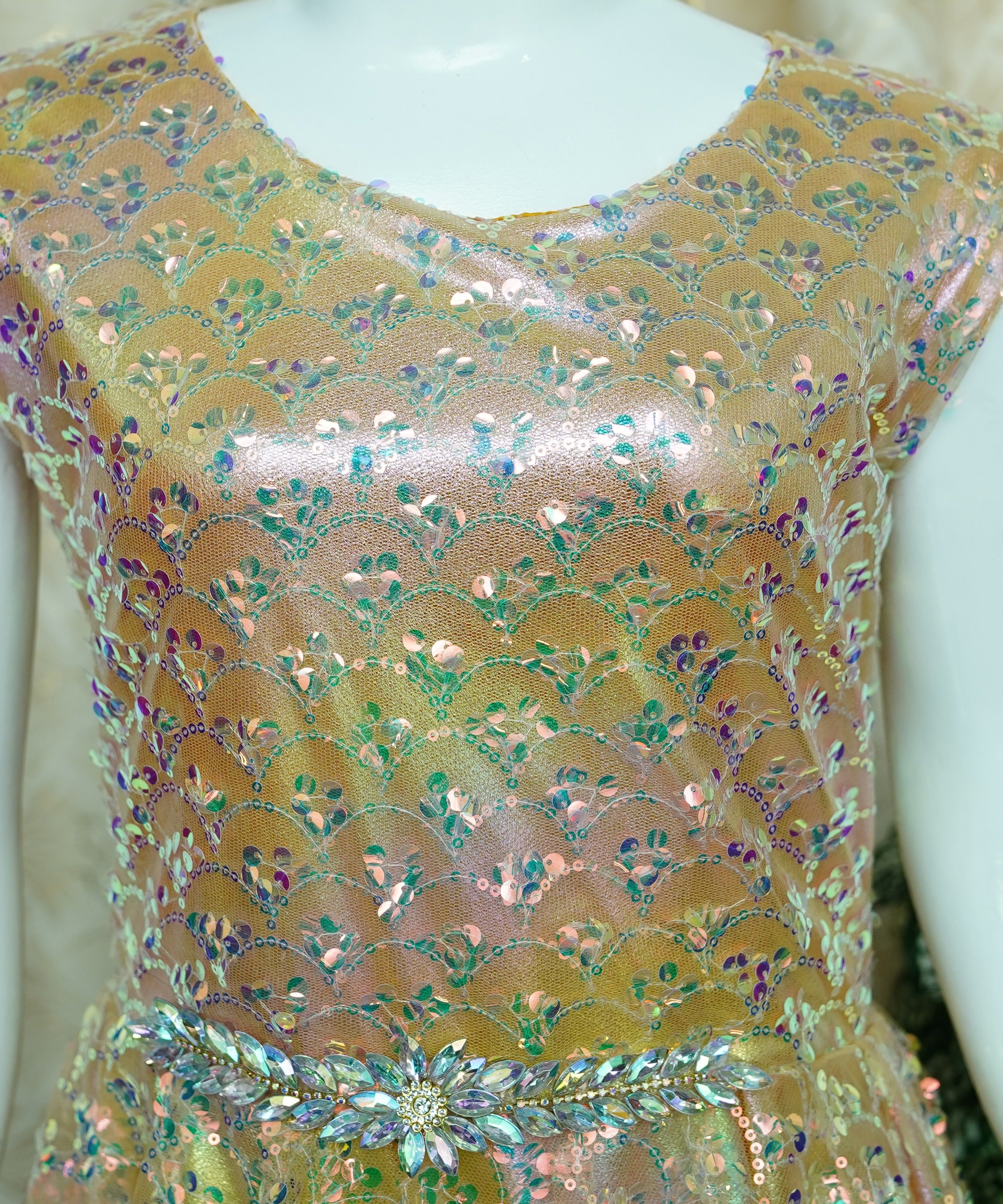 Girls Maxi Golden With Sleeves Attached - 1022