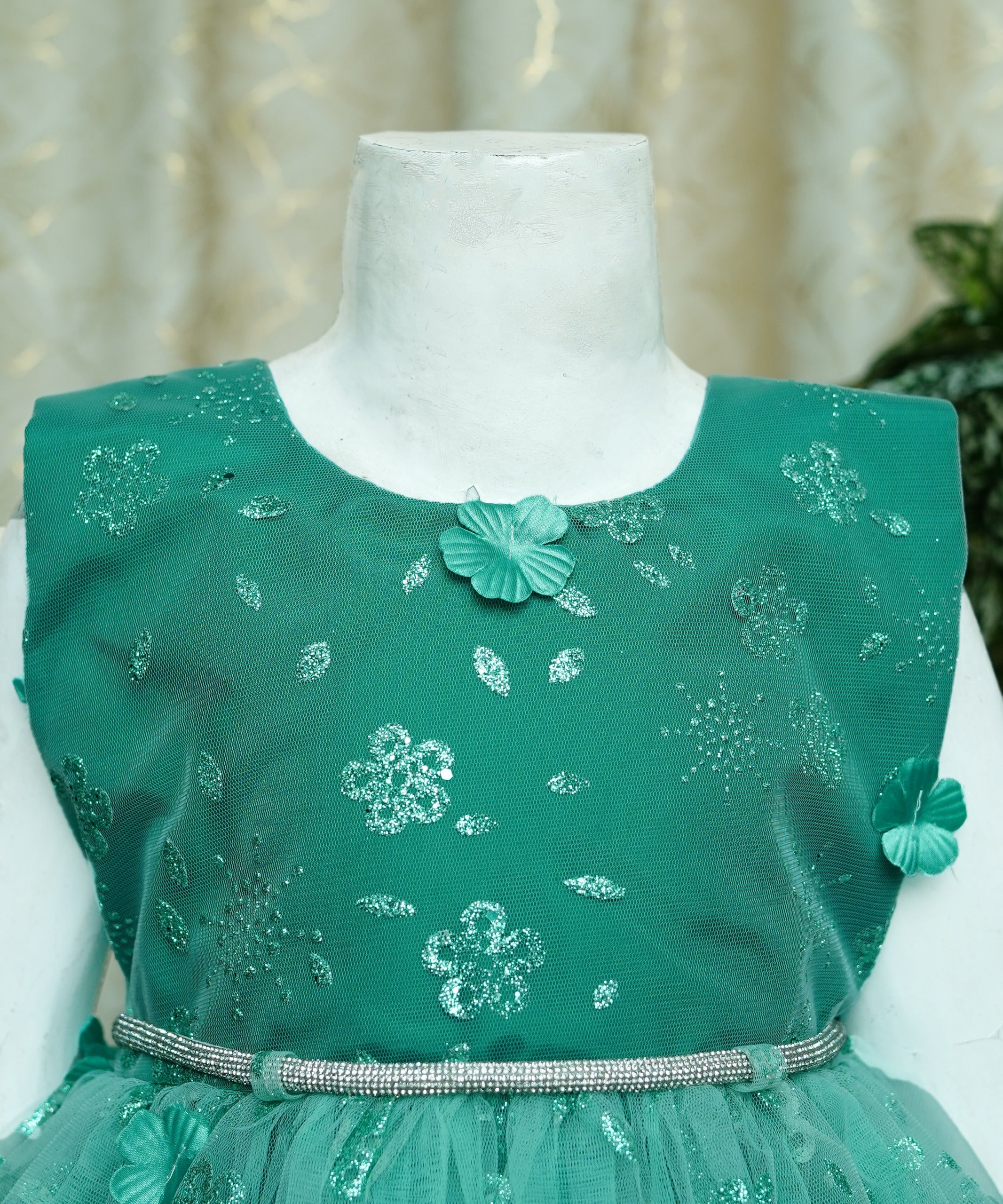 Girls Frock Green With Sleeves Attached - 1020