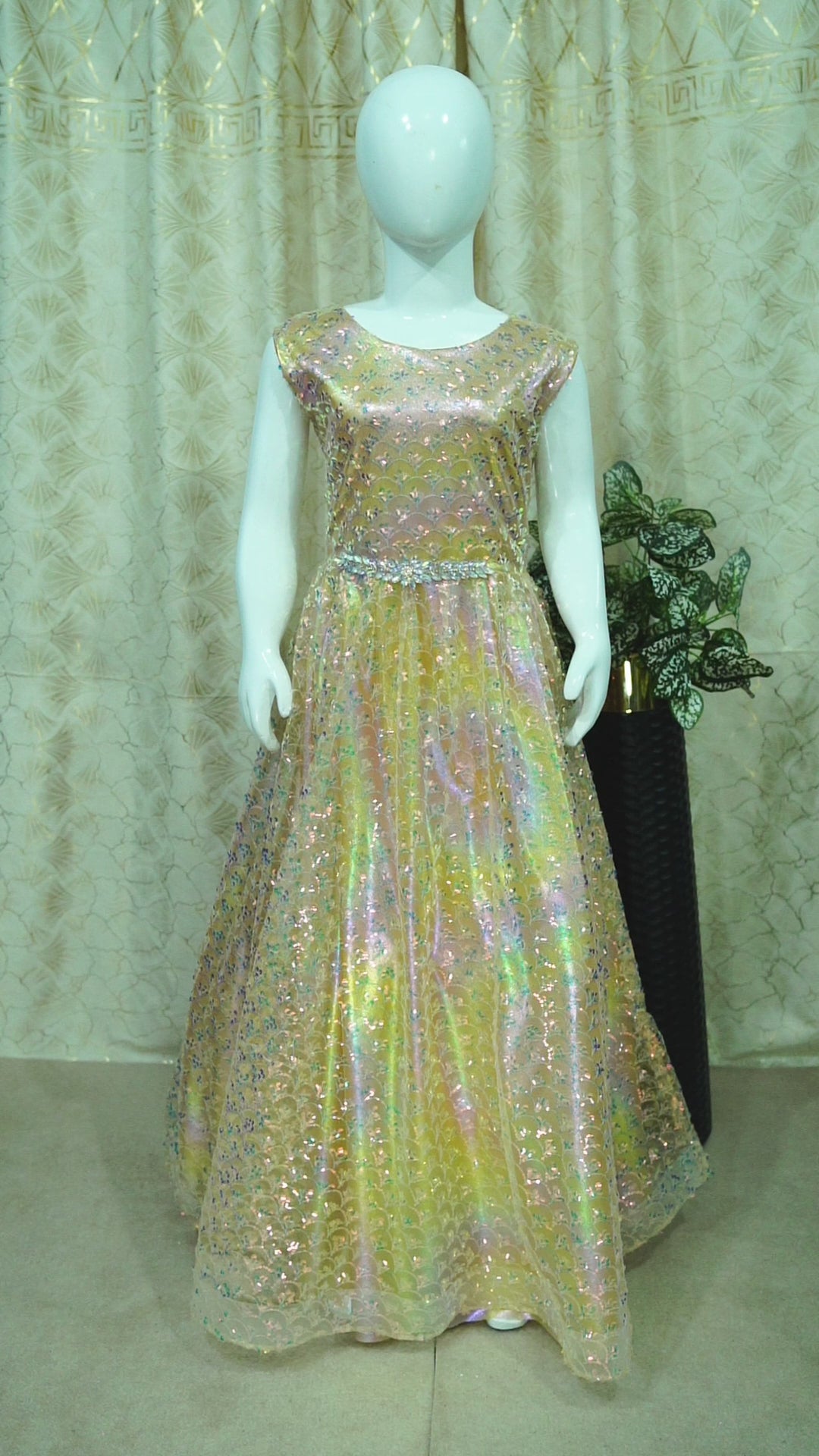 Girls Maxi Golden With Sleeves Attached - 1022