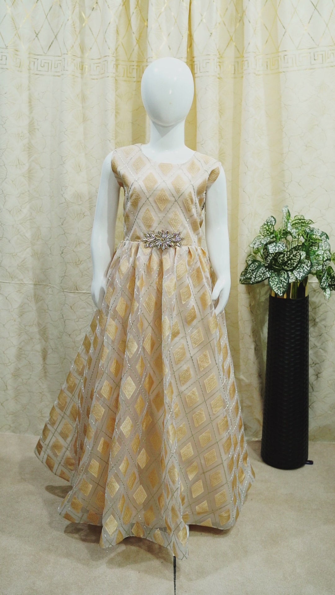 Girls Maxi With Sleeves Attached- 1023